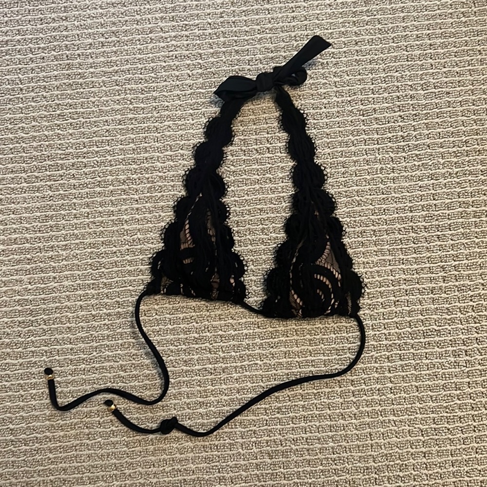 Pily Q bikini top